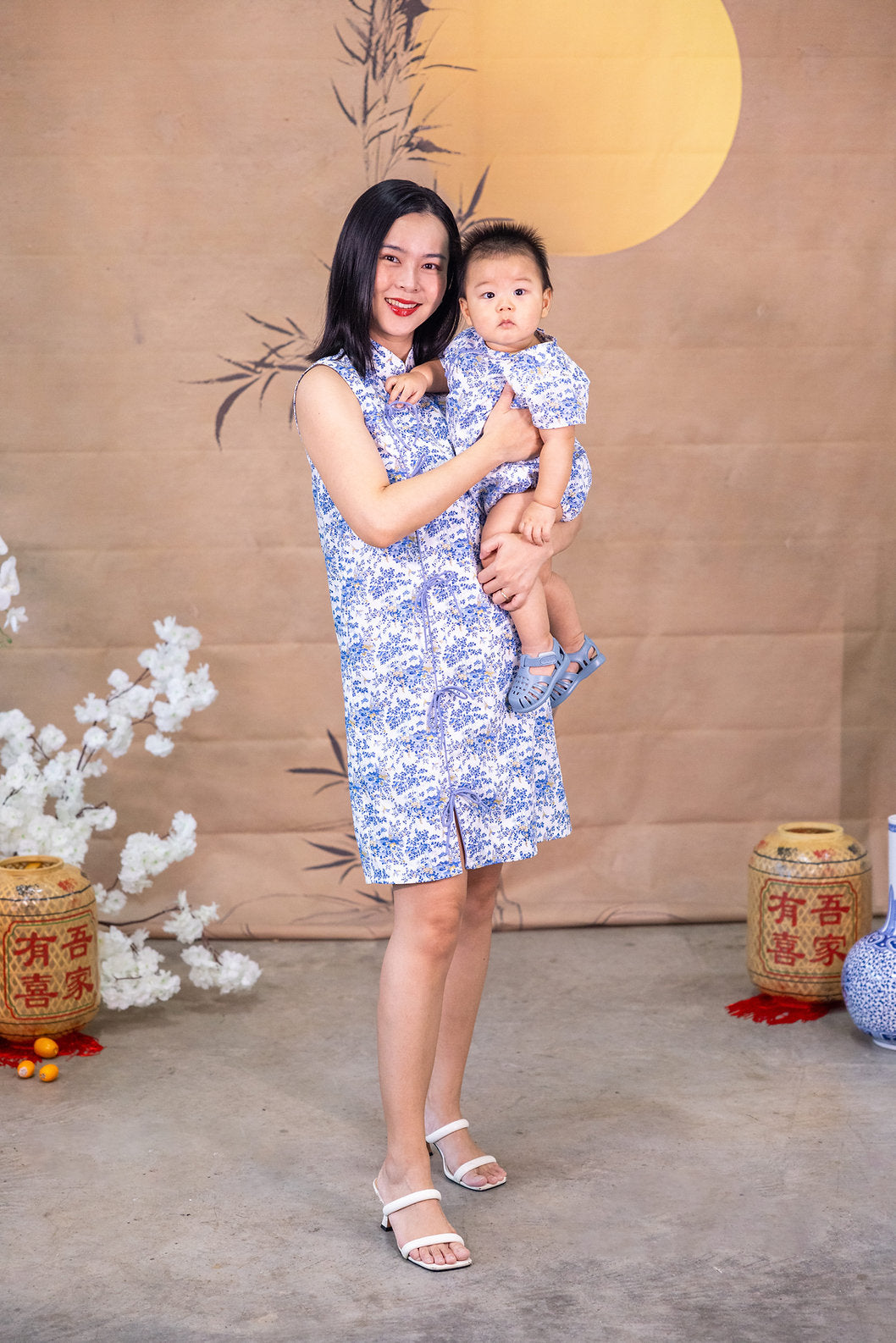 Floral Wonderland Ribbon Cheongsam for ladies - Blue