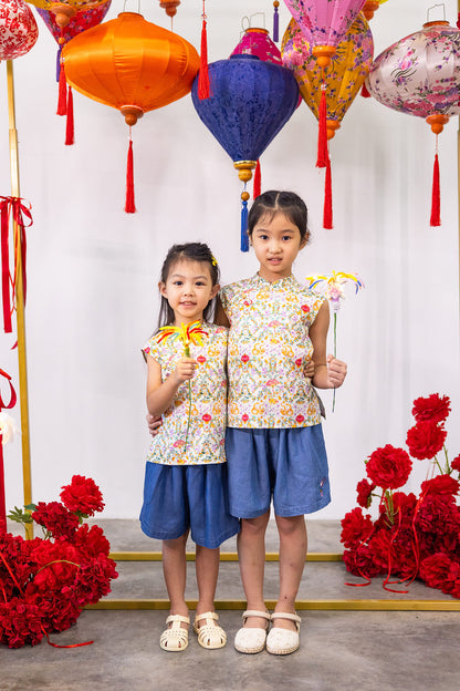 Snake! Snake! Mandarin Collar Ribbon Top for girls