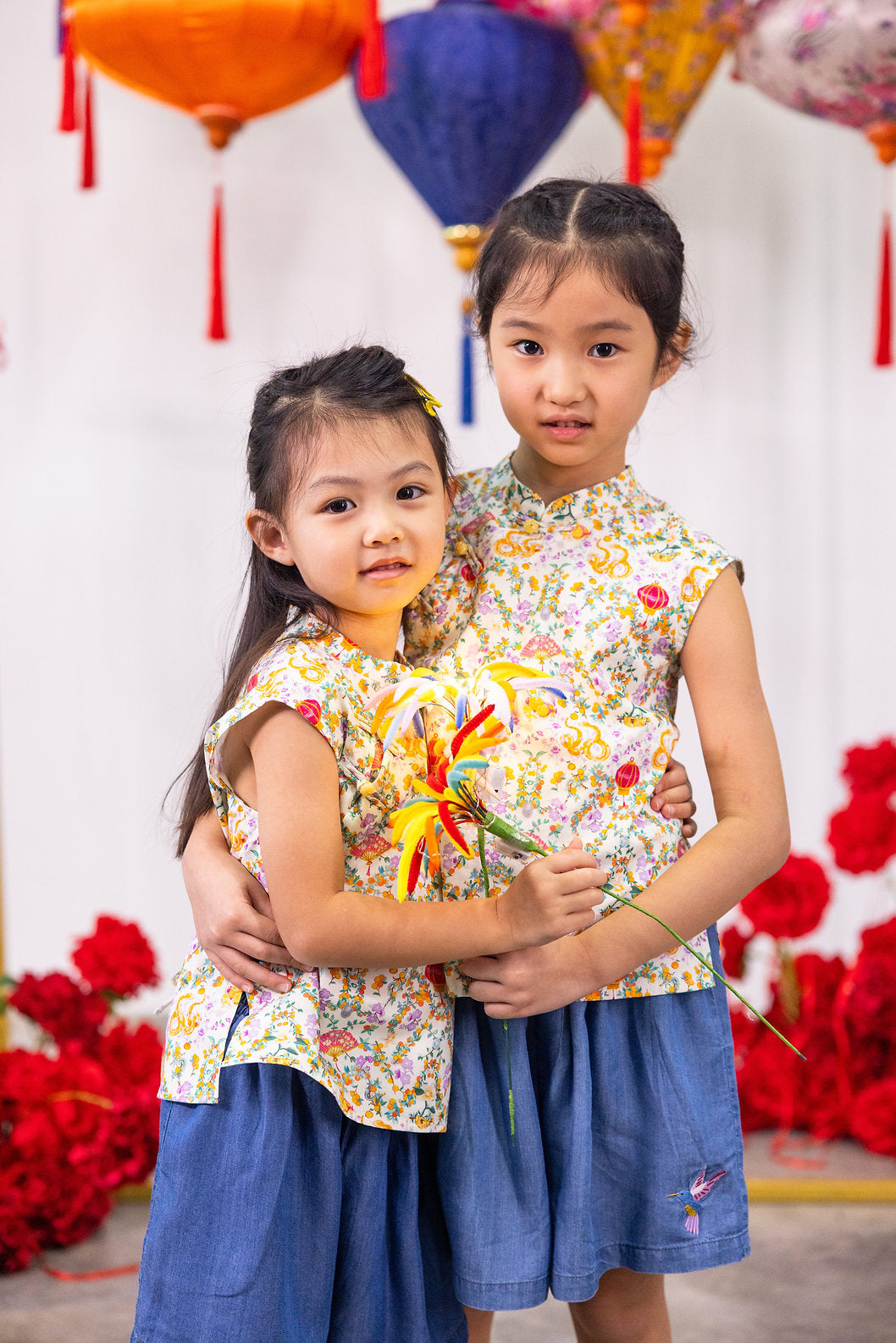 Snake! Snake! Mandarin Collar Ribbon Top for girls