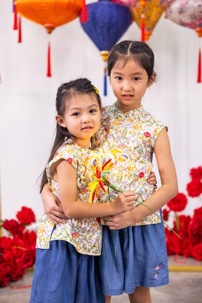 Snake! Snake! Mandarin Collar Ribbon Top for girls