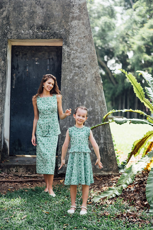 Charlotte vest and skirt set for Ladies in Sambourne print