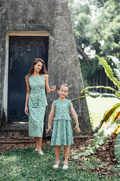 Charlotte vest and skirt set for Ladies in Sambourne print