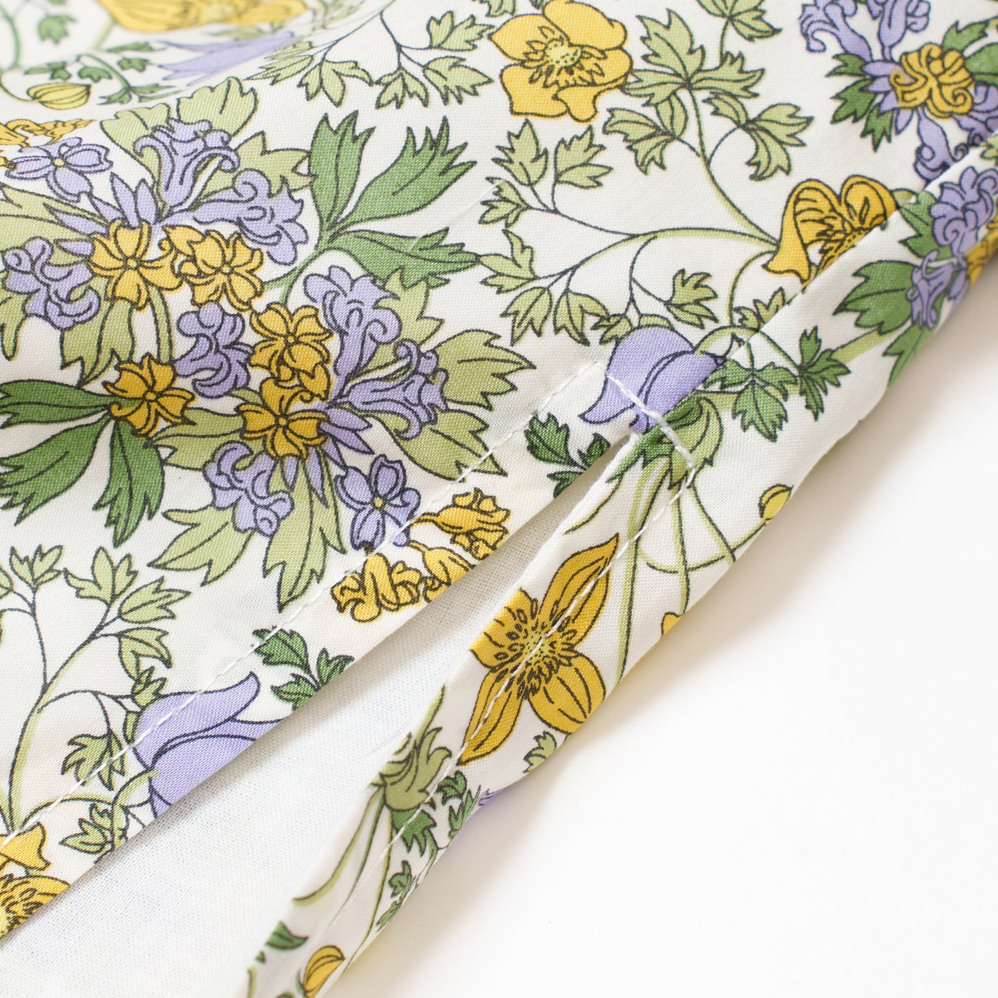 Celeste Modern Short Cheongsam Dress with Tassel for Lady