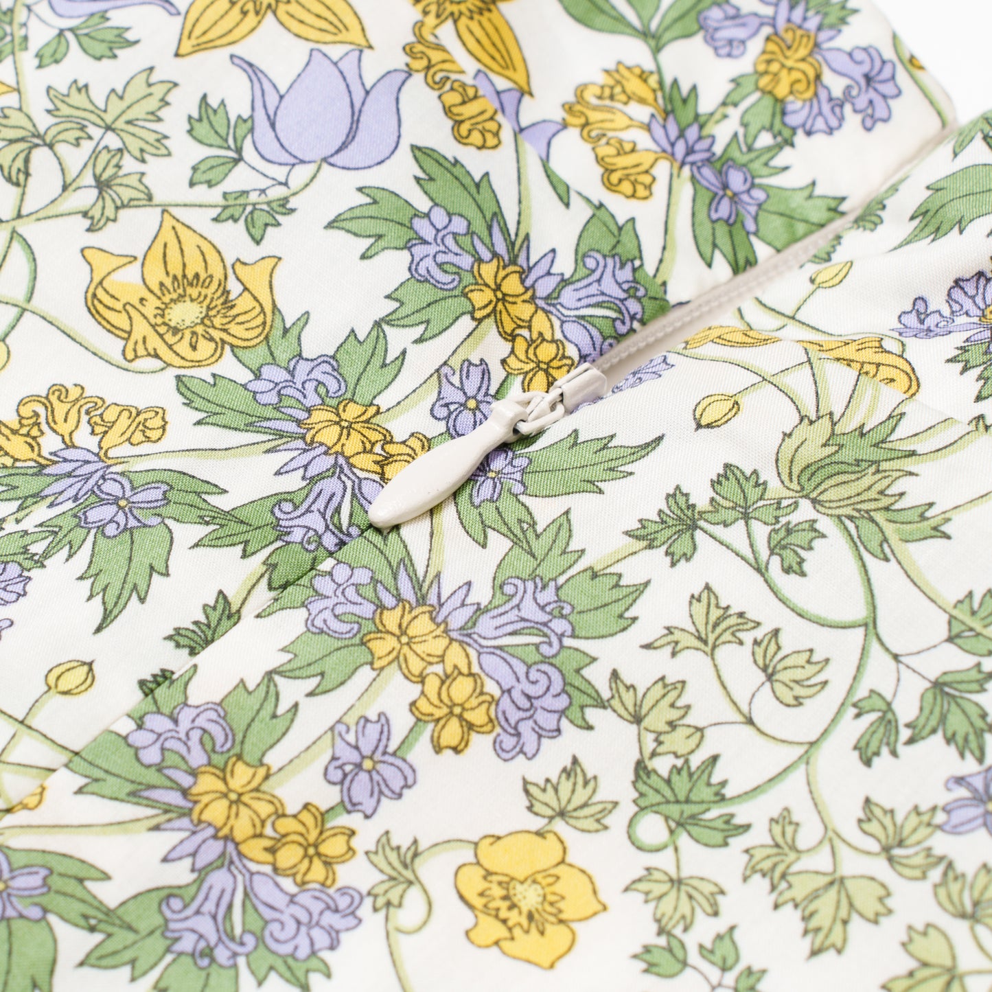 Celeste Modern Short Cheongsam Dress with Tassel for Lady