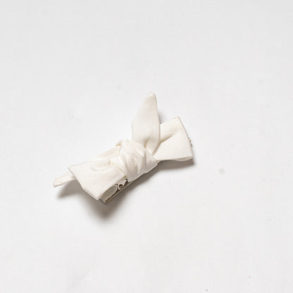 Bow hair clips